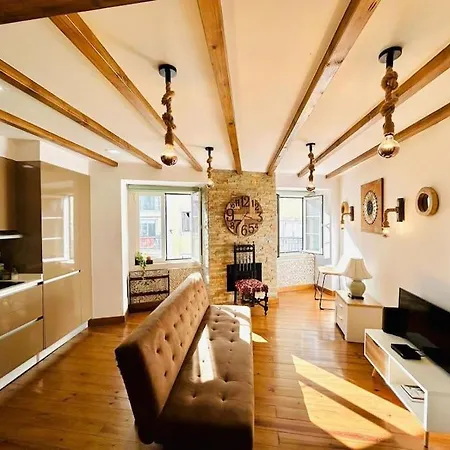 Charm In Alfama Apartment *